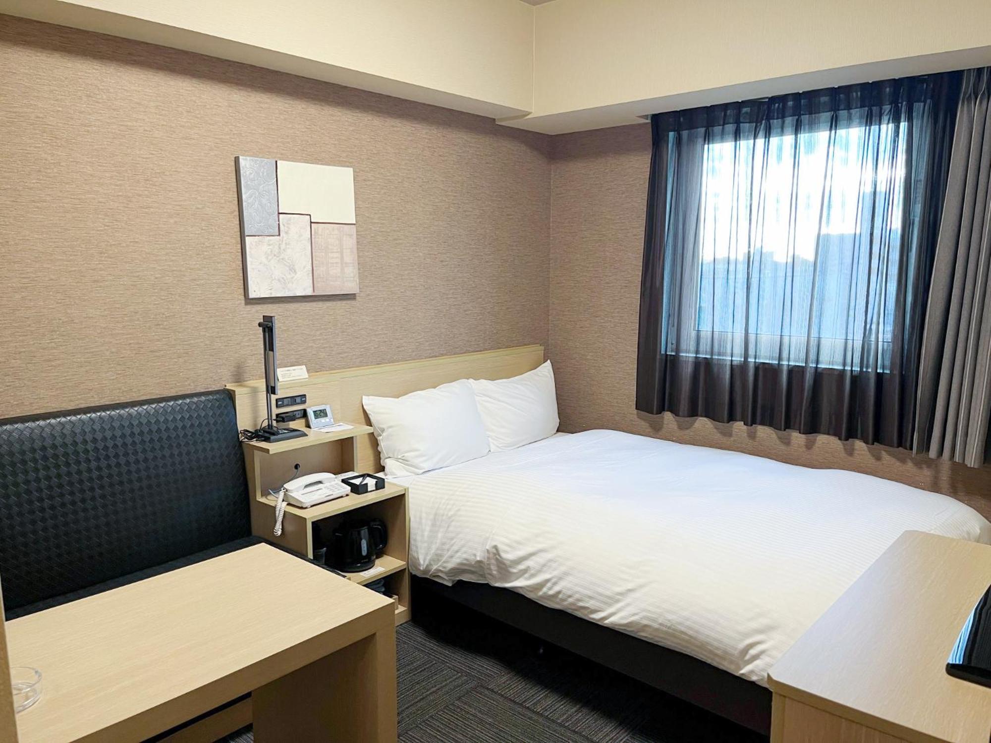 Hotel Route-Inn Toyohashi Ekimae Екстериор снимка