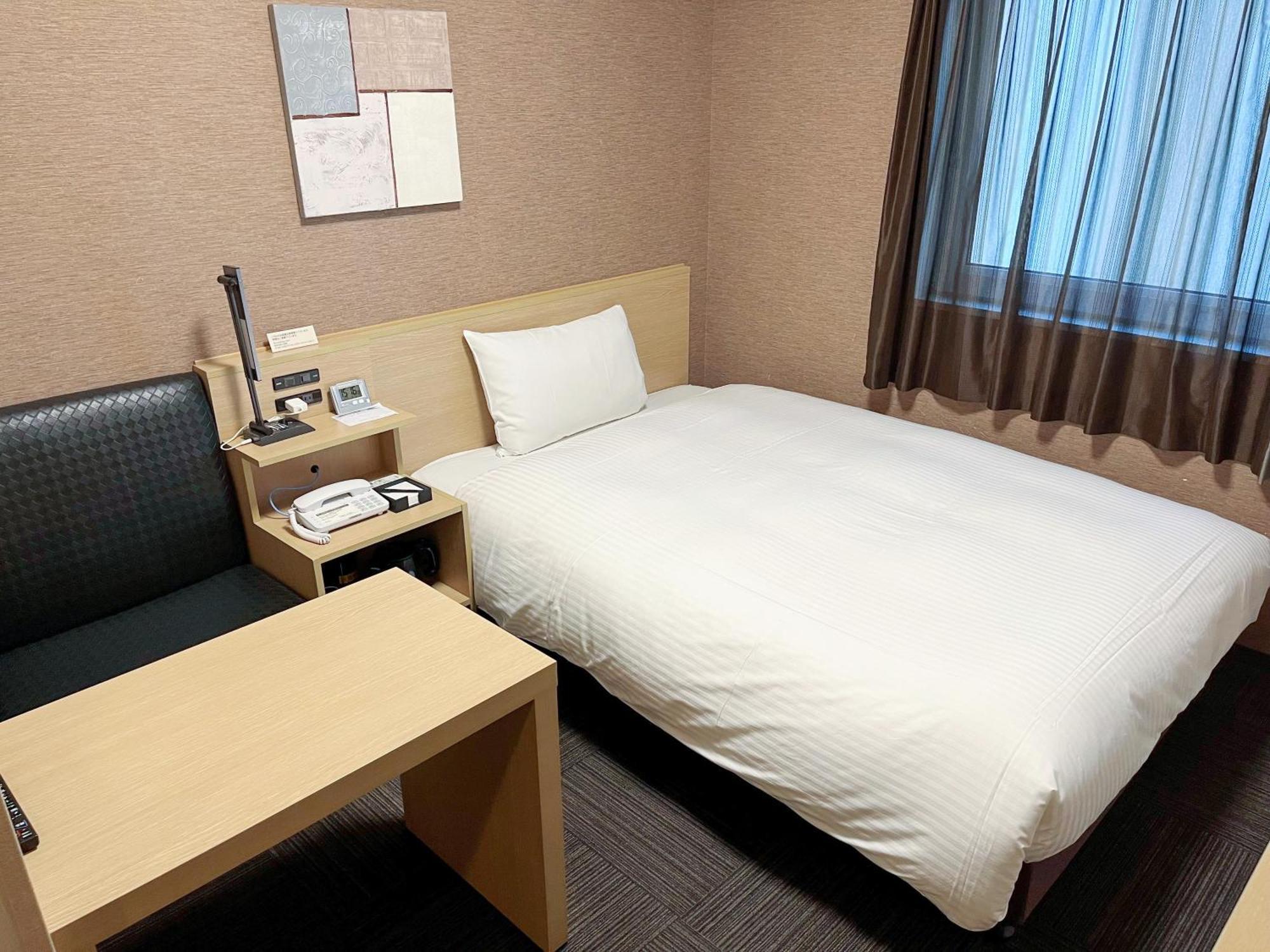 Hotel Route-Inn Toyohashi Ekimae Екстериор снимка